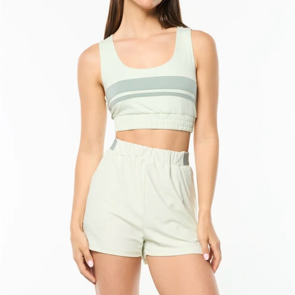 Sergio Tacchini brand new never worn sports bra!